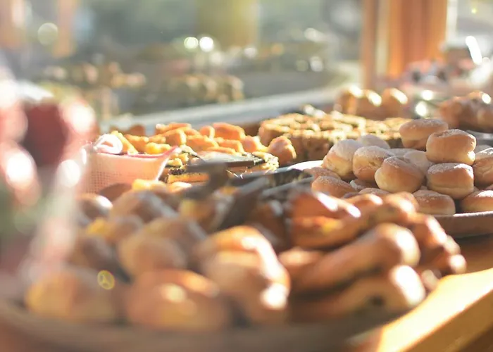 Dalai Lama Village 3*