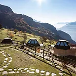 Kompleks wypoczynkowy Dalailama Village Antey-Saint-André