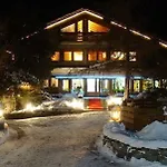 Kompleks wypoczynkowy Dalailama Village Antey-Saint-André