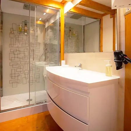 Dalai Lama Village 3*