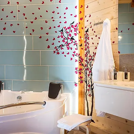 Dalai Lama Village Ferienpark 3*