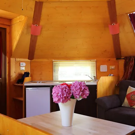 Dalailama Village Kompleks wypoczynkowy 3*