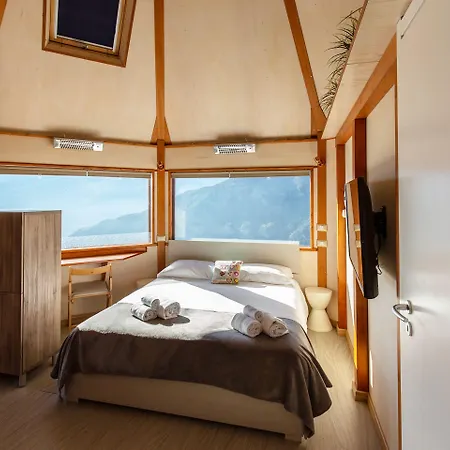 Dalailama Village 3*