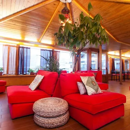 홀리데이파크 Dalailama Village 3*