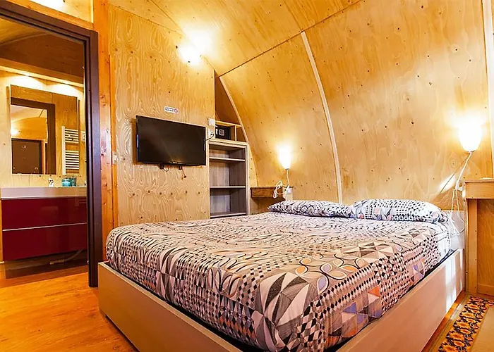 Holiday park Dalai Lama Village 3*