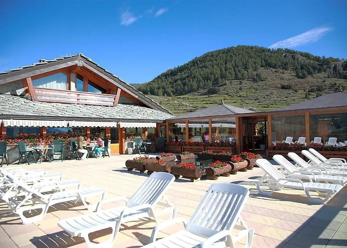 Holiday park Dalai Lama Village 3*