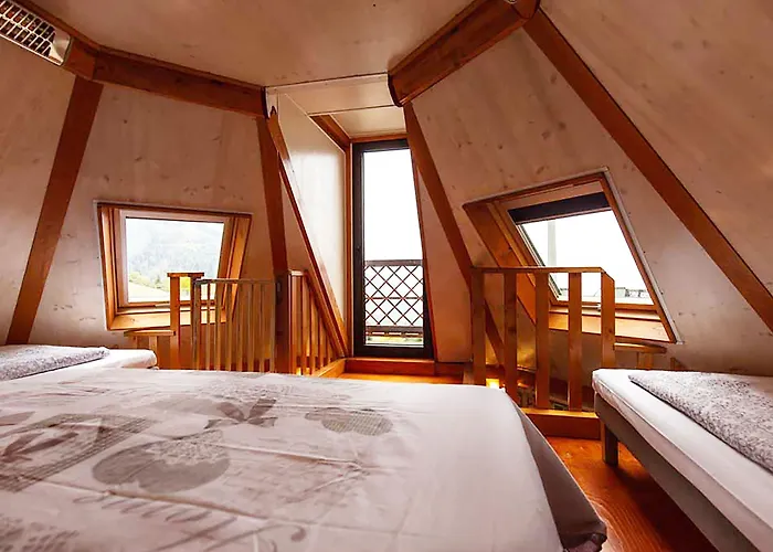 Kompleks wypoczynkowy Dalailama Village Antey-Saint-André