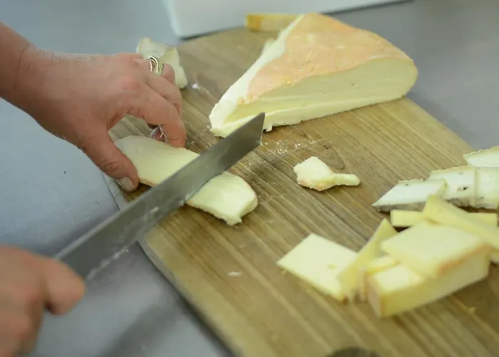 Dalailama Village 3*