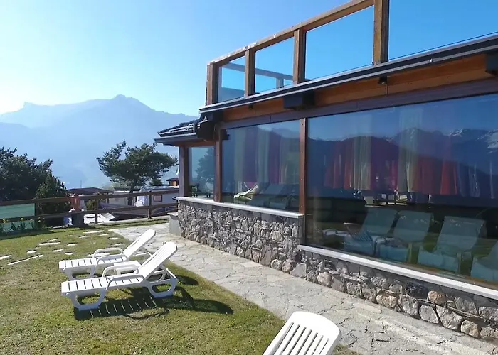 Dalai Lama Village Holiday park 3*